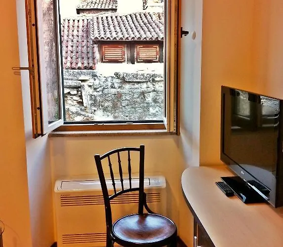 Luxury Keko Πανσιόν 4*