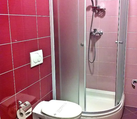 Πανσιόν Luxury Keko Σπλιτ