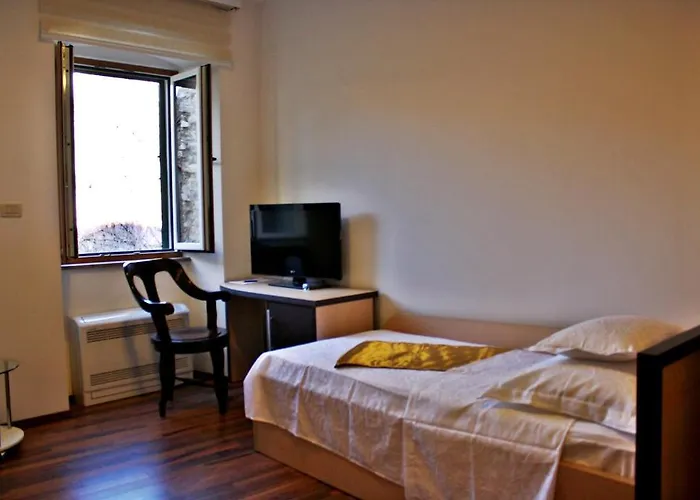 Πανσιόν Luxury Keko Σπλιτ