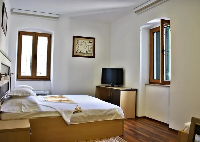 Πανσιόν Luxury Keko 4*